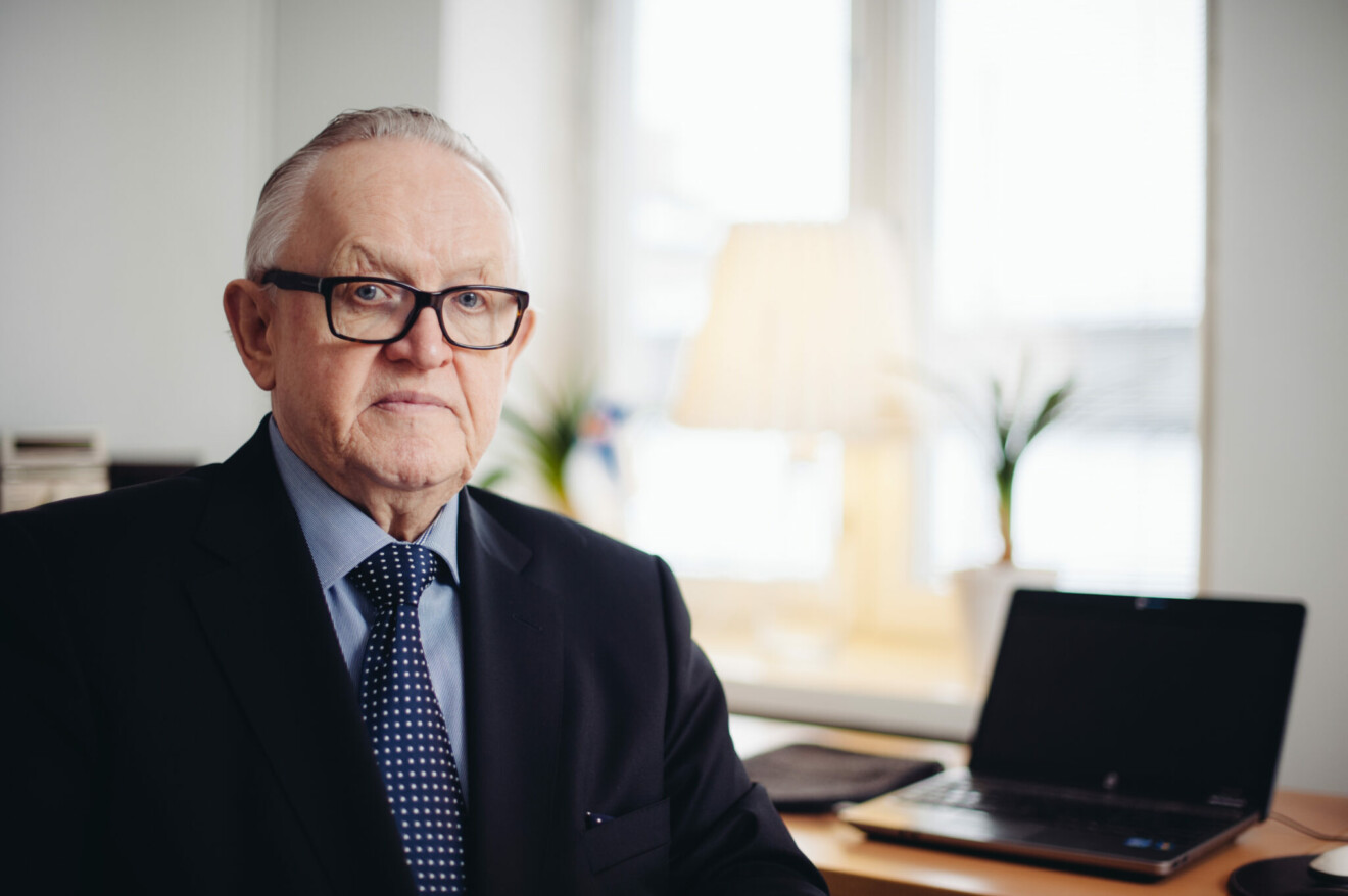 Martti Ahtisaari, photograph by Tomas Whitehouse